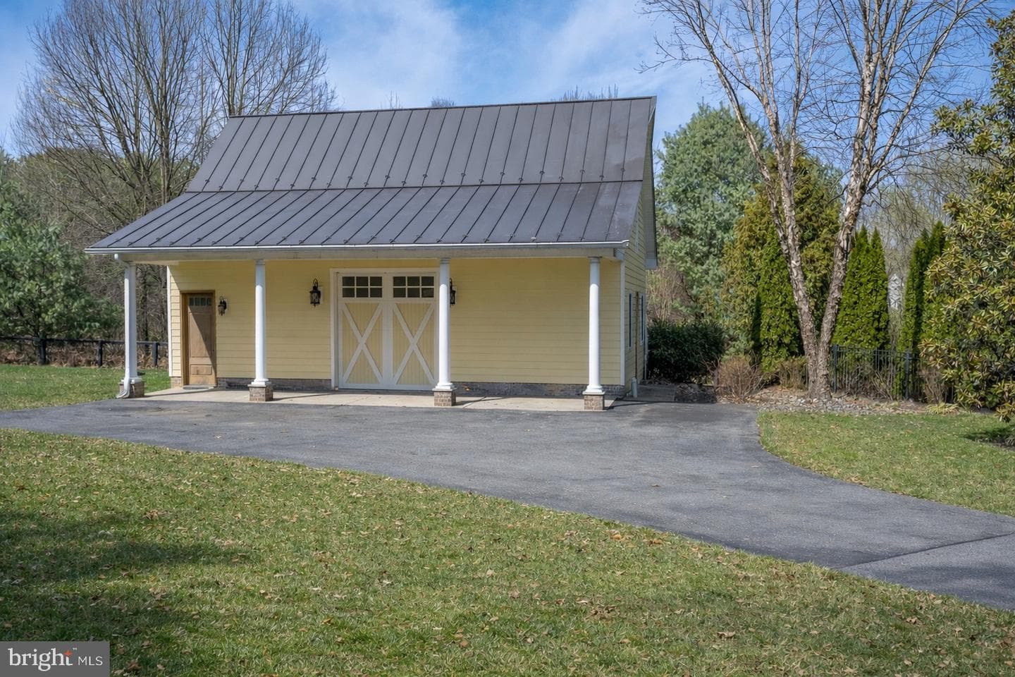 6821 Koandah Gardens photo 5