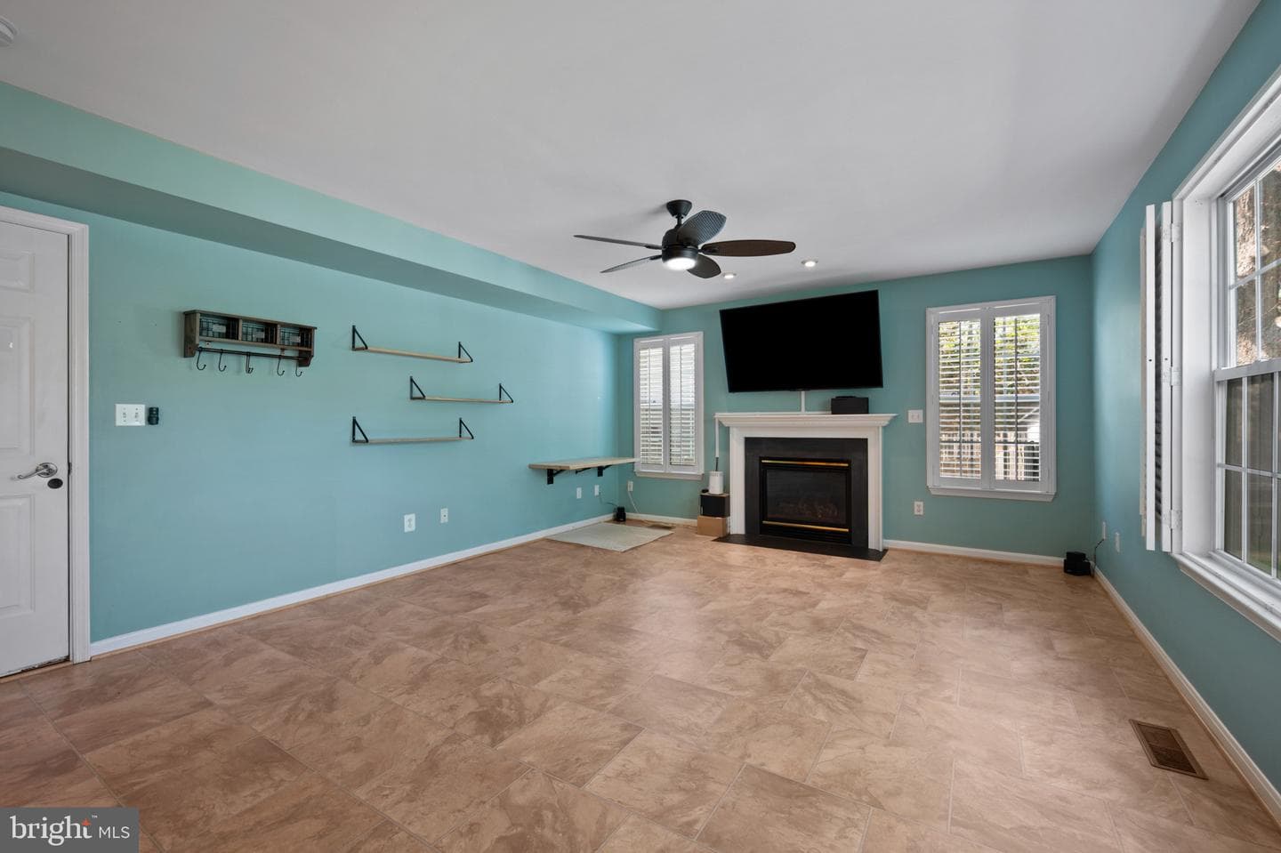 9254 Cartersville Road photo 12
