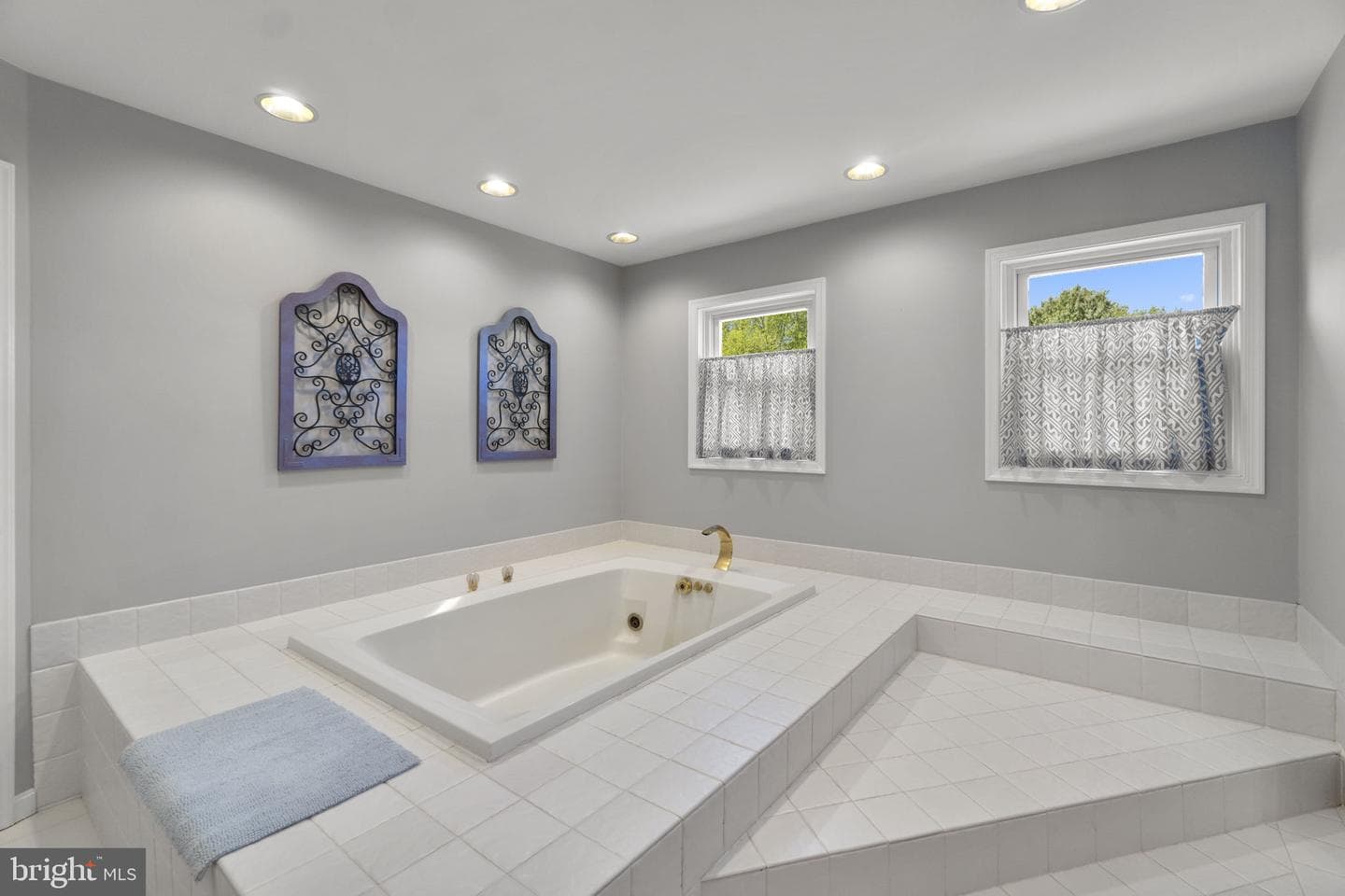 9048 Furrow Avenue photo 22