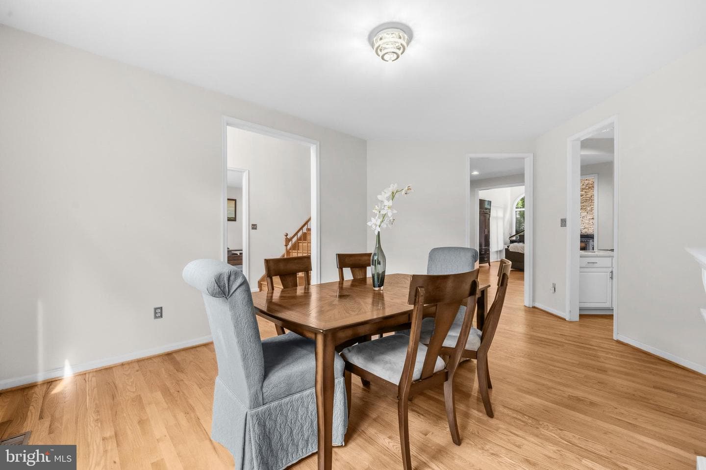 13849 Russell Zepp Drive photo 8