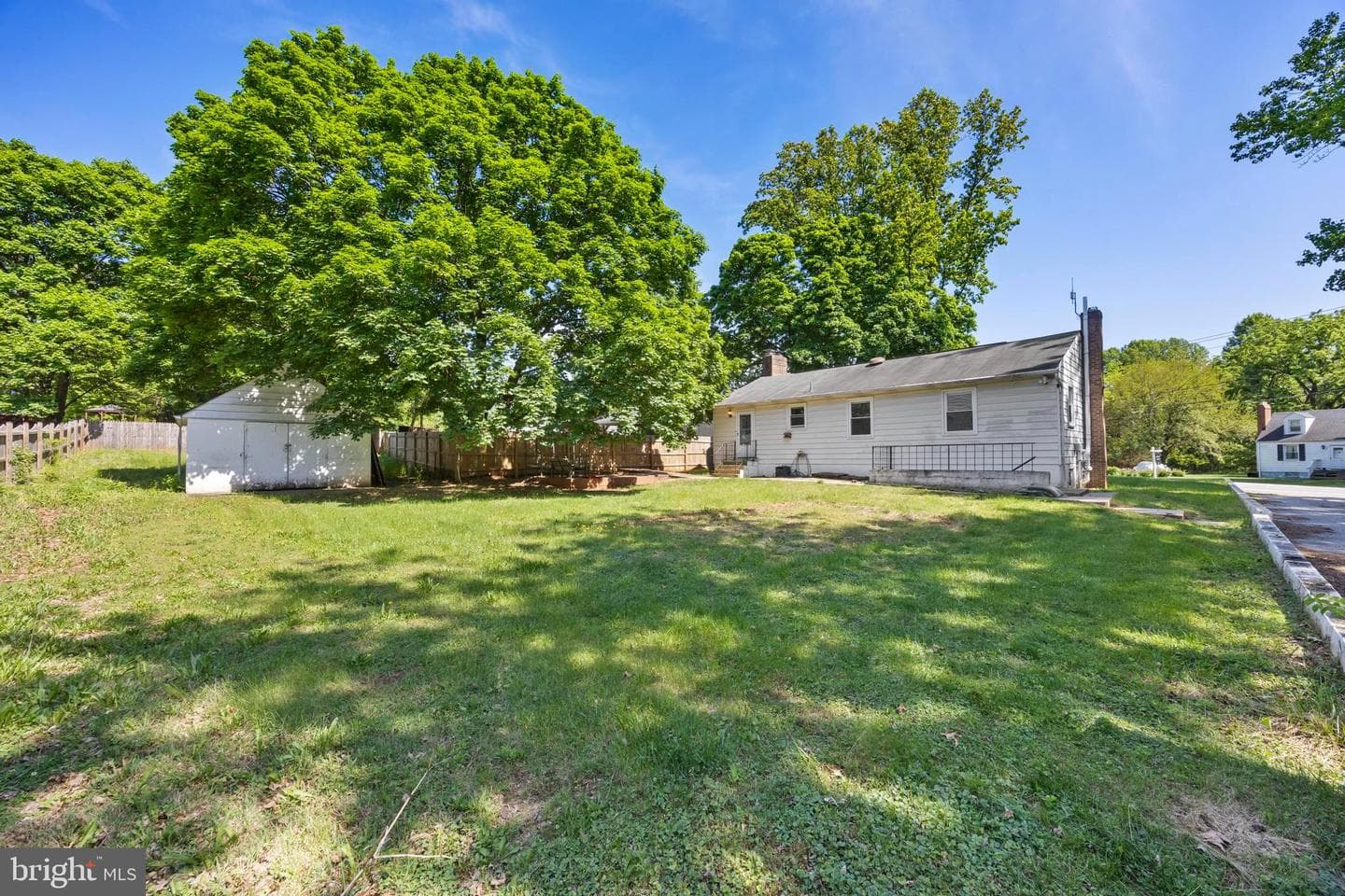 9425 Guilford Road photo 44
