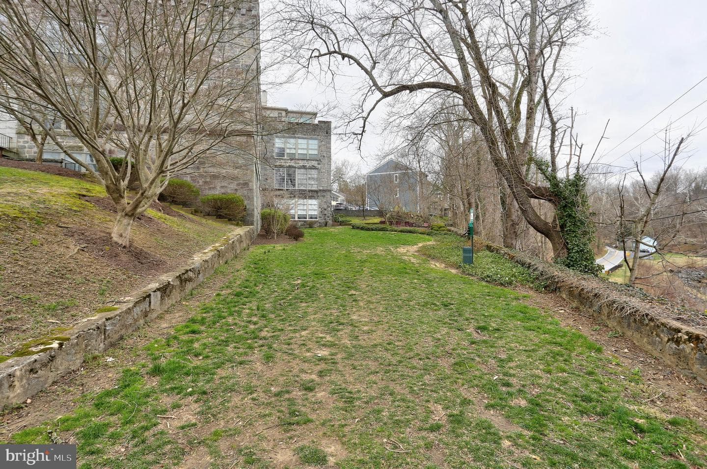 3700 College Avenue #101 photo 37