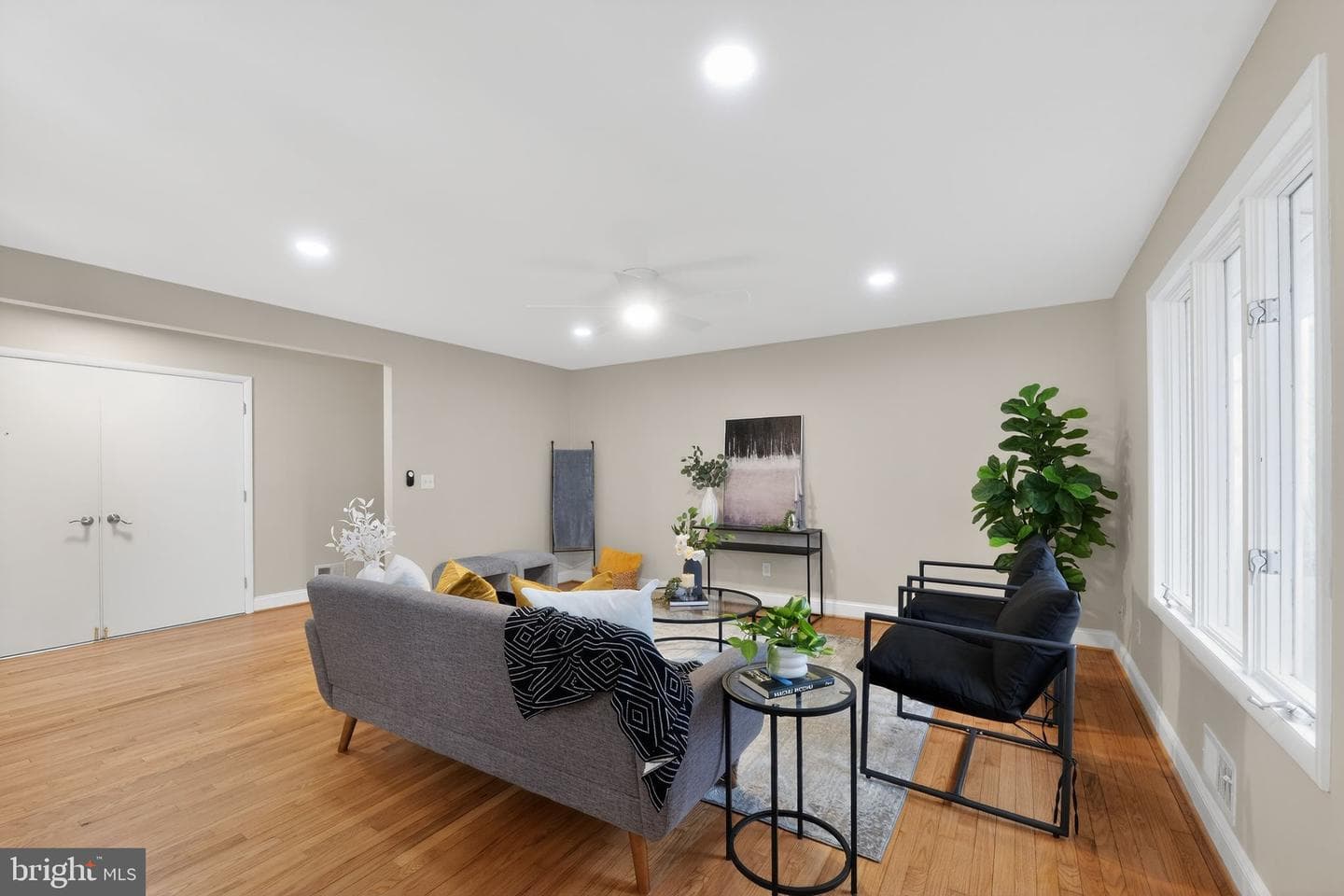 14088 Barbara Circle photo 6