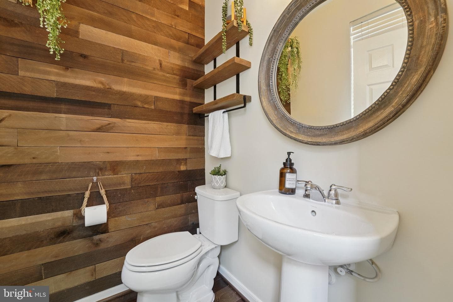 7054 Joann Khan Drive photo 13
