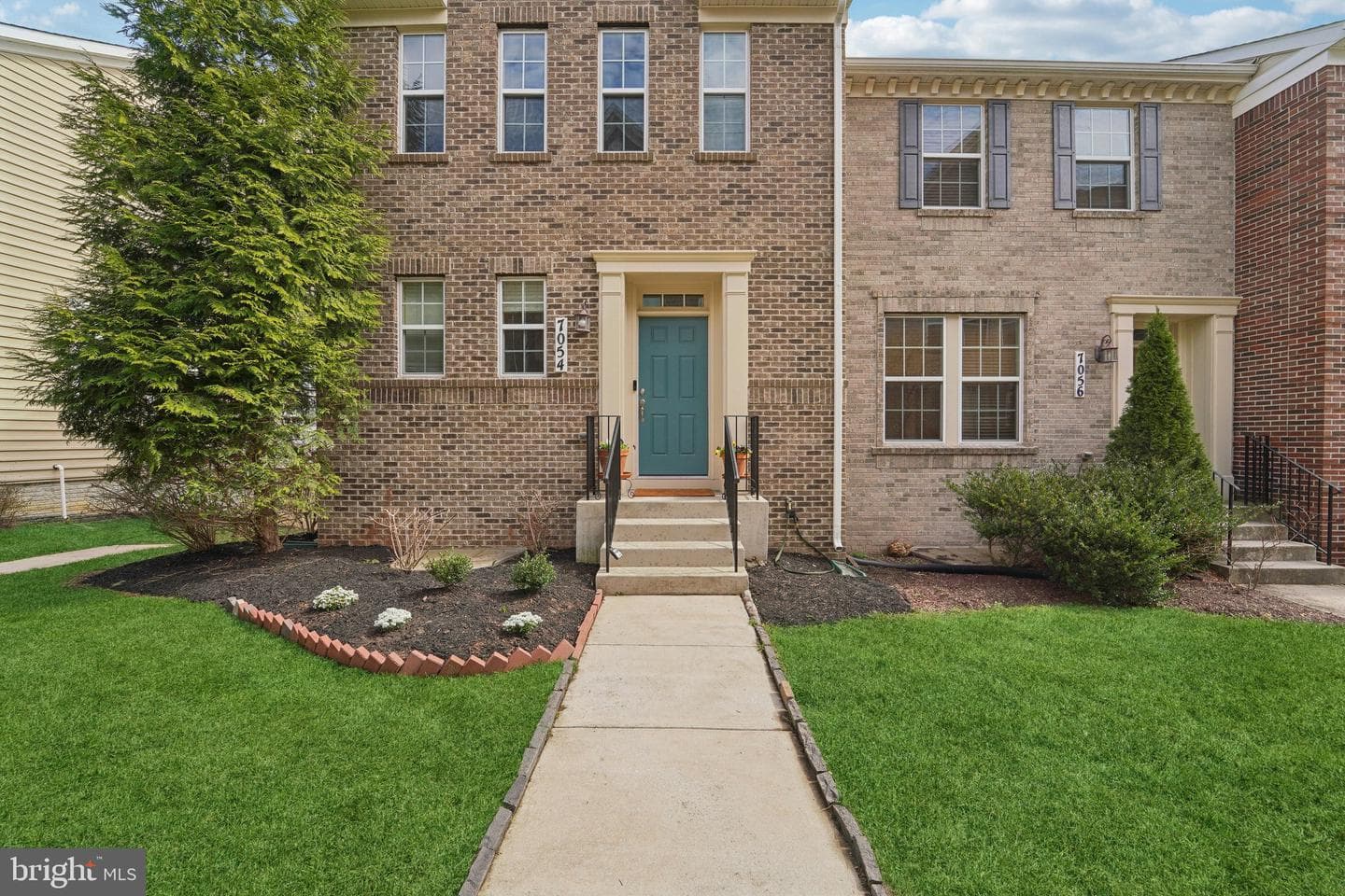 7054 Joann Khan Drive photo 2