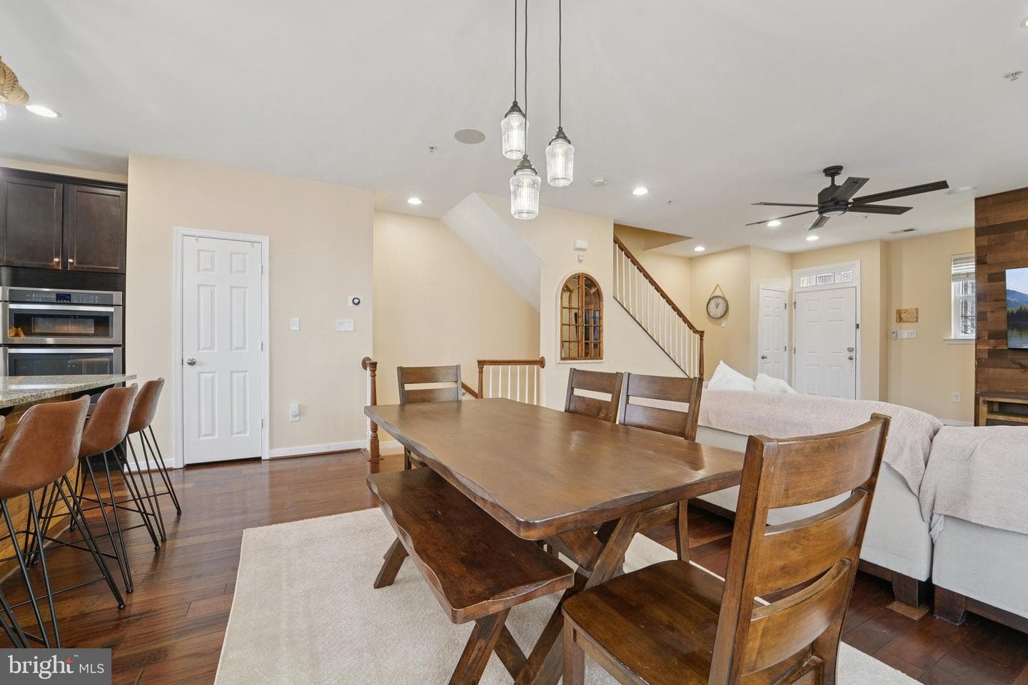 7054 Joann Khan Drive photo 7