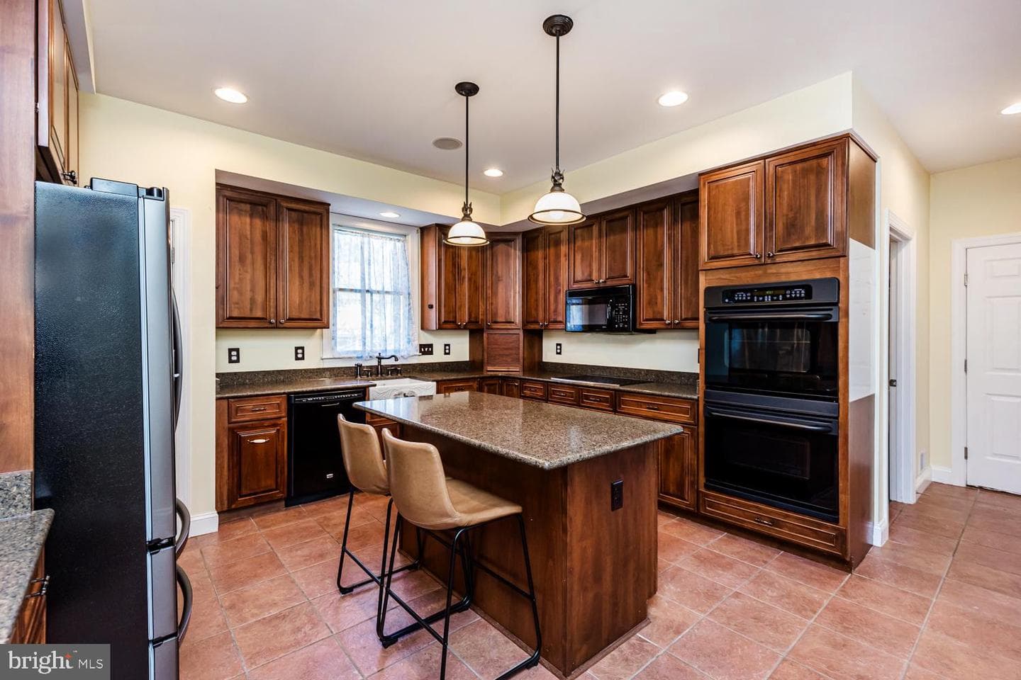 3402 Deanwood Avenue photo 23