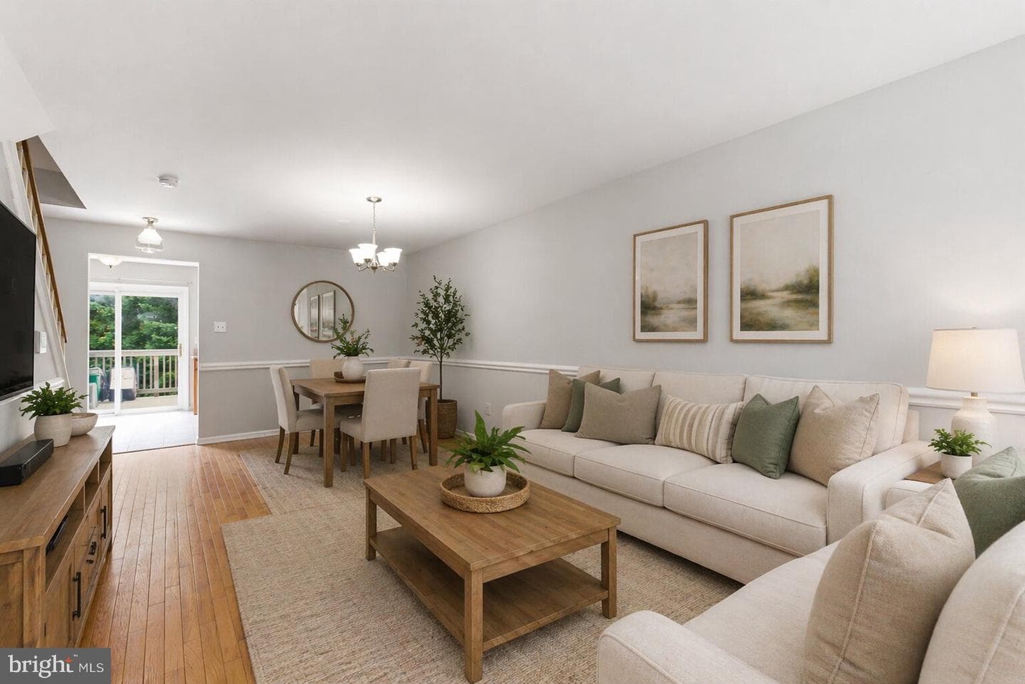 8828 Birchwood Way photo 3