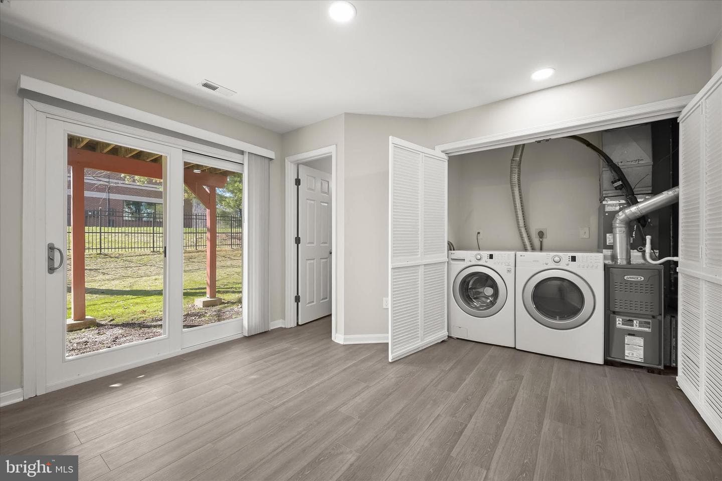 8811 Goose Landing Circle photo 33