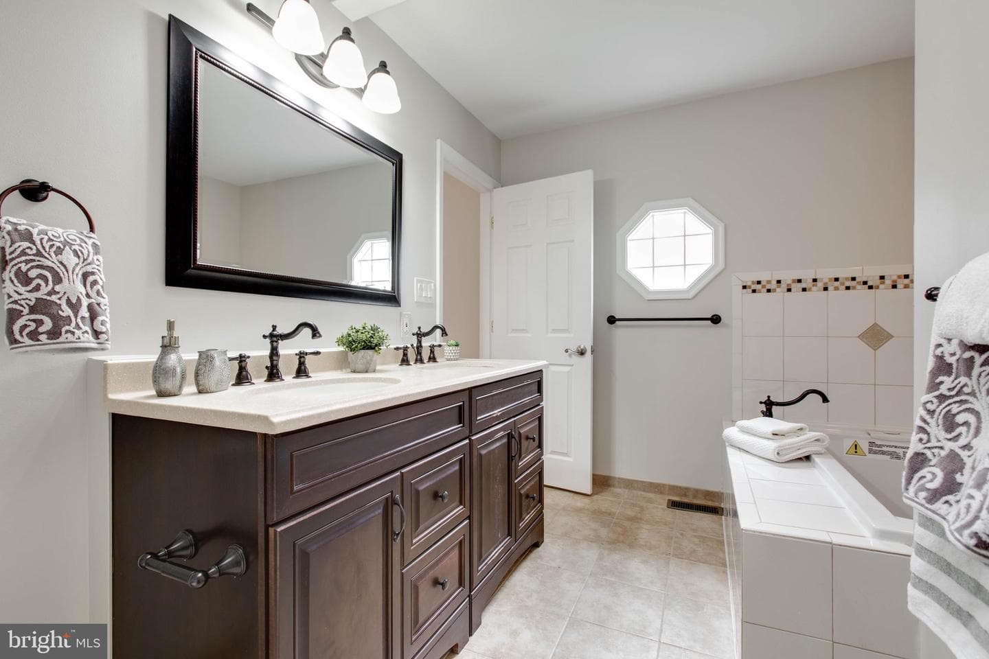 2828 Green Shade Court photo 41