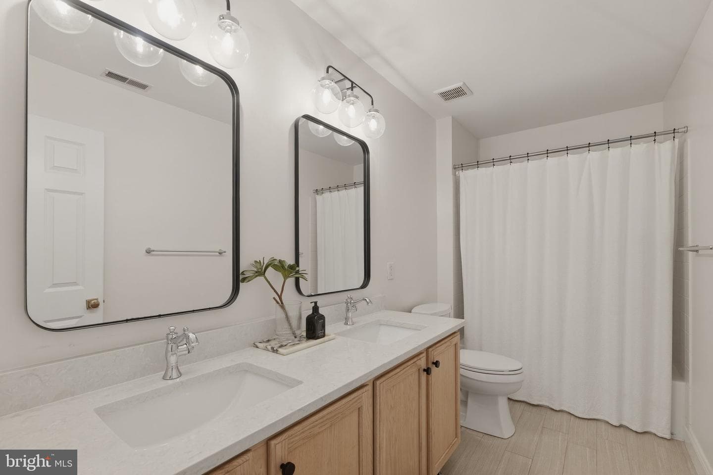 12113 Hidden Waters Way photo 34