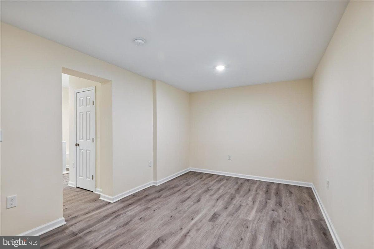 5097 Columbia Road #16 18 photo 44