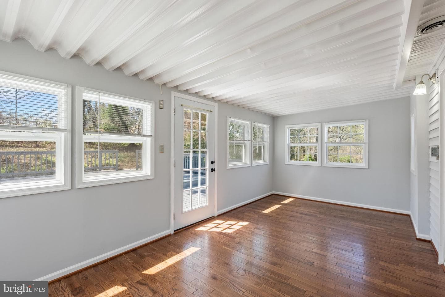 10021 Fox Den Road photo 13