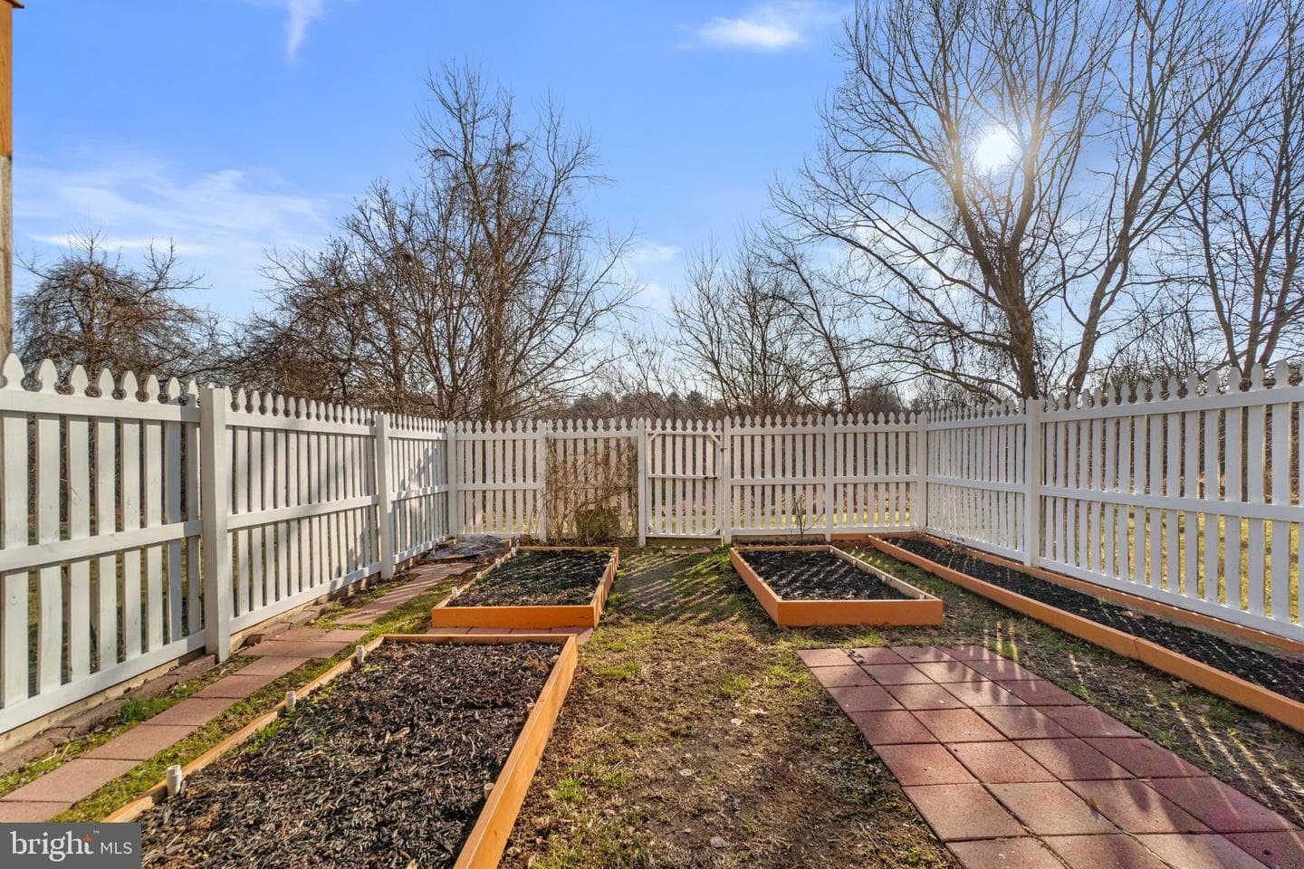 8746 Stonehouse Drive photo 26
