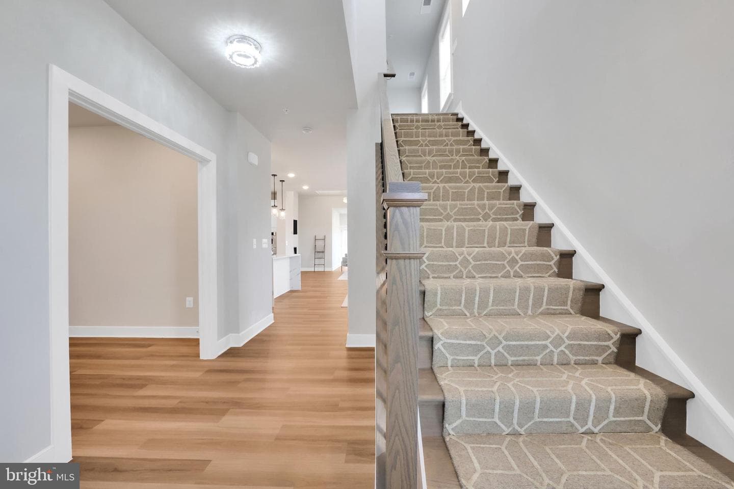 8069 Jennys Way #29 photo 38