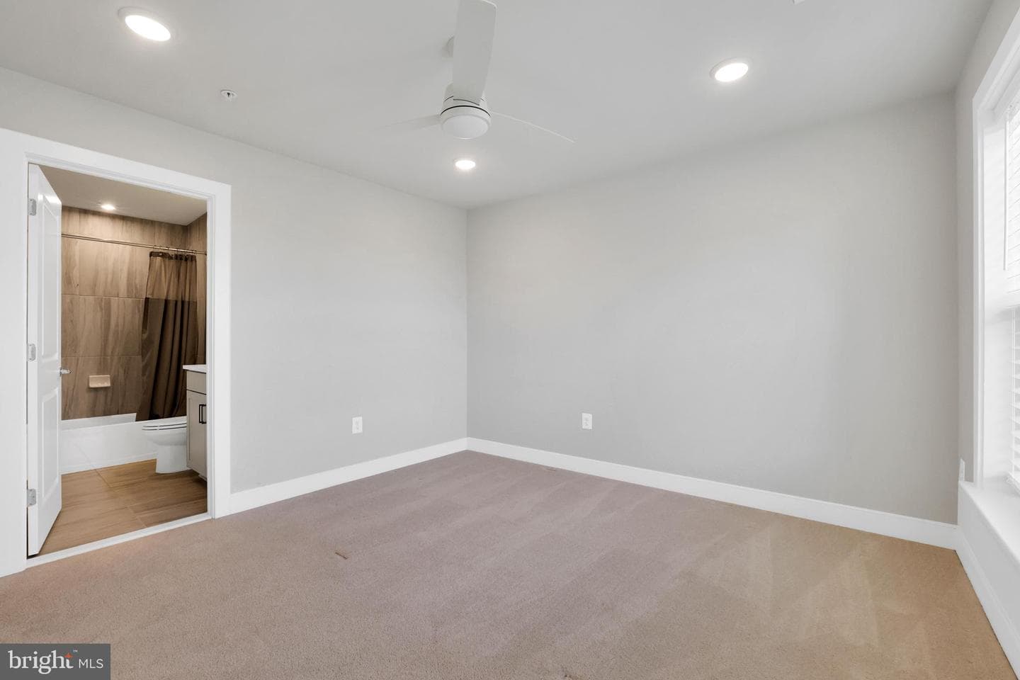 8069 Jennys Way #29 photo 54