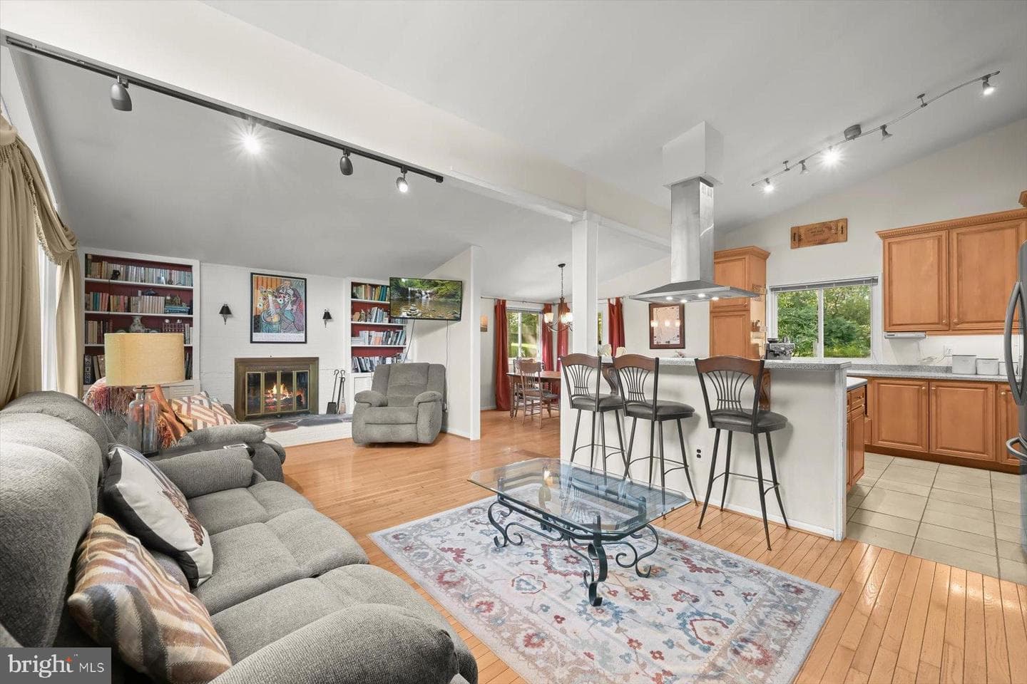 9233 Spring Valley Road photo 4