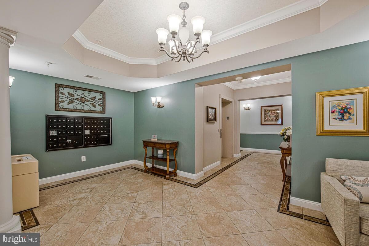6150 Shadywood Road #207 photo 17