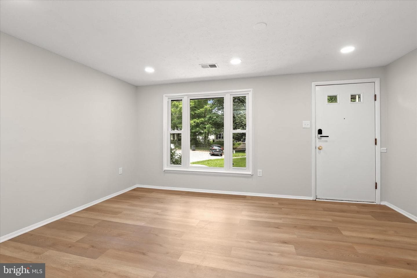 9266 Crazyquilt Court photo 8