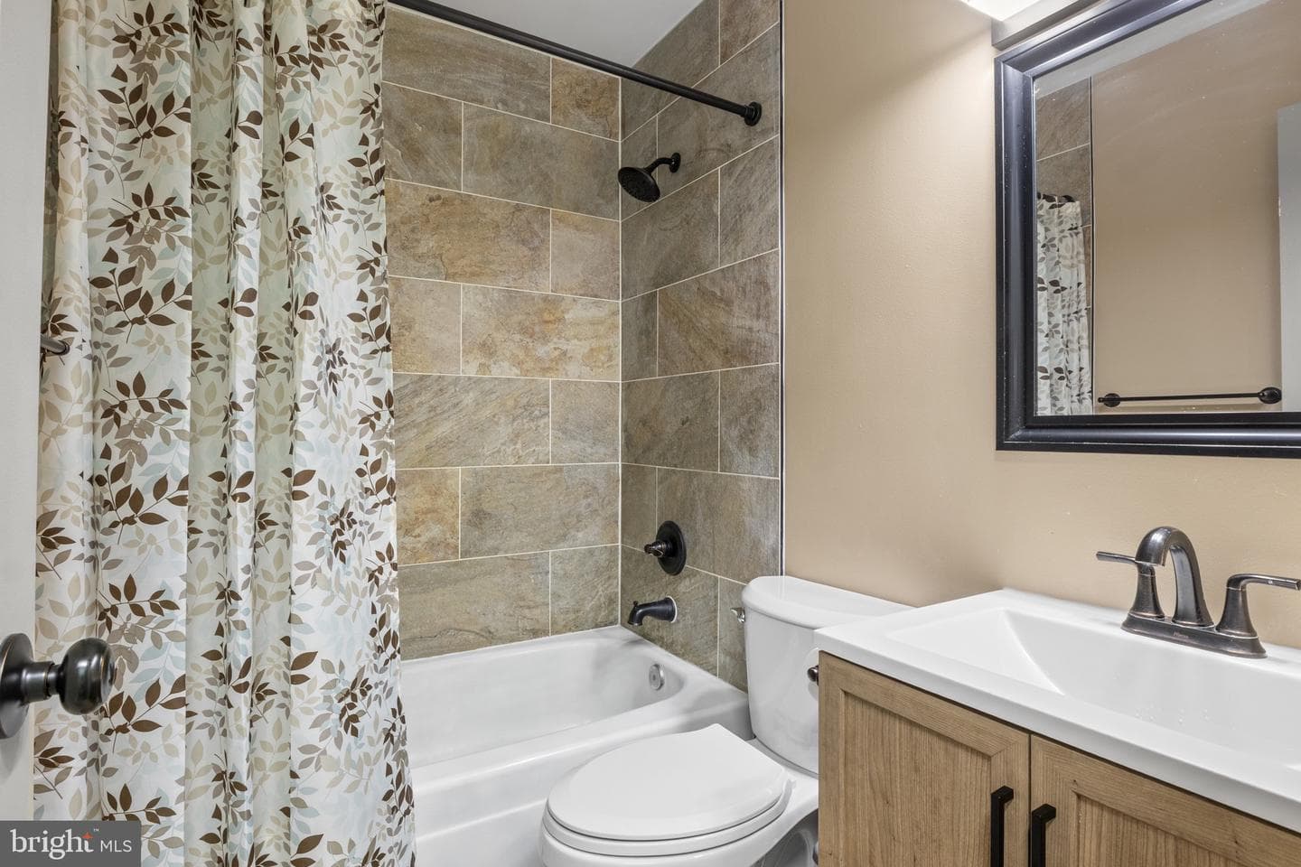 1390 W Route 97 photo 21
