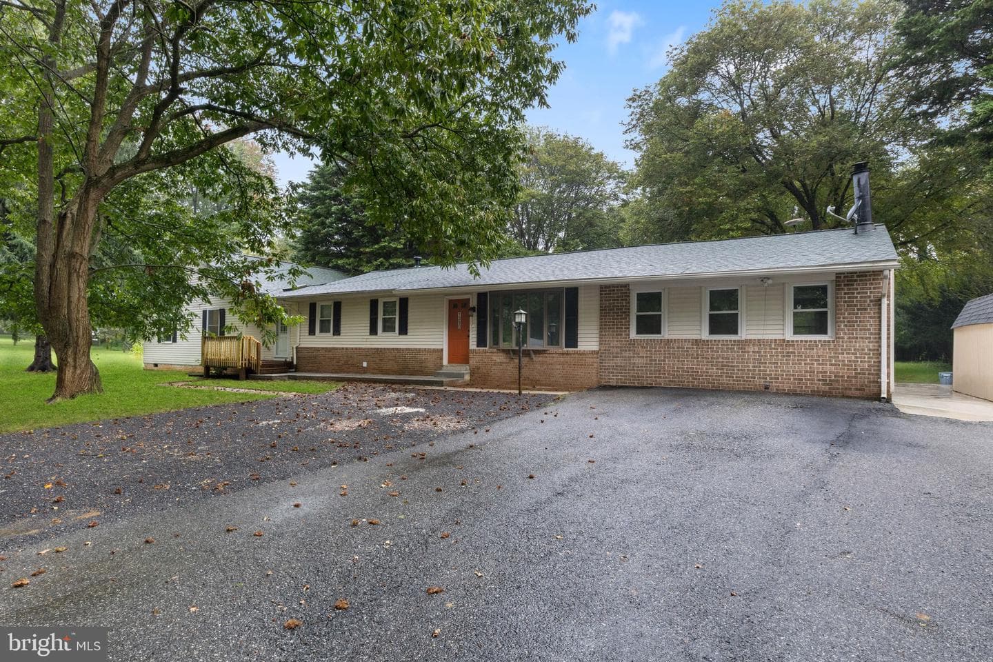 1390 W Route 97 photo 4