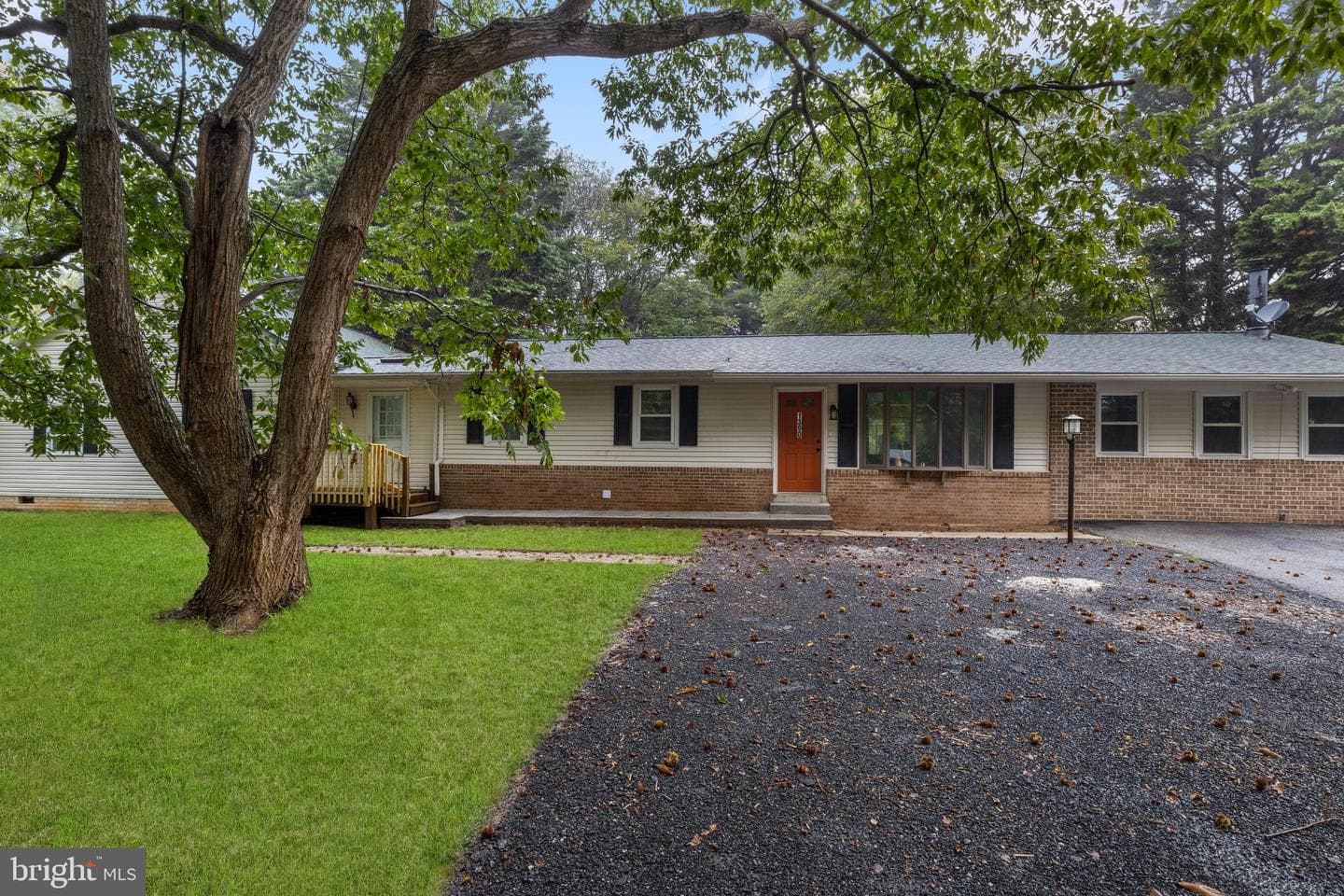 1390 W Route 97 photo 6