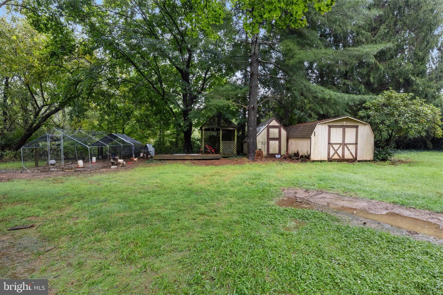 1390 W Route 97 photo 65
