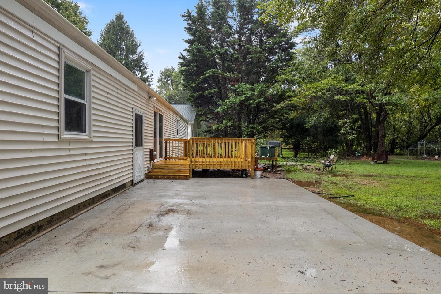 1390 W Route 97 photo 70