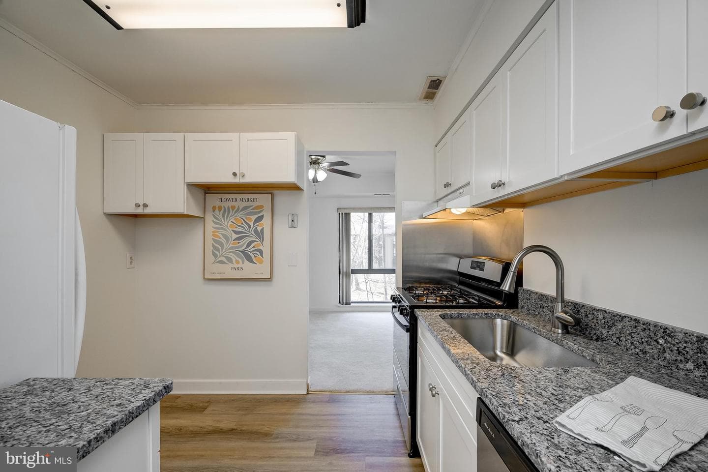 5921 Tamar Drive #11 P11 photo 6