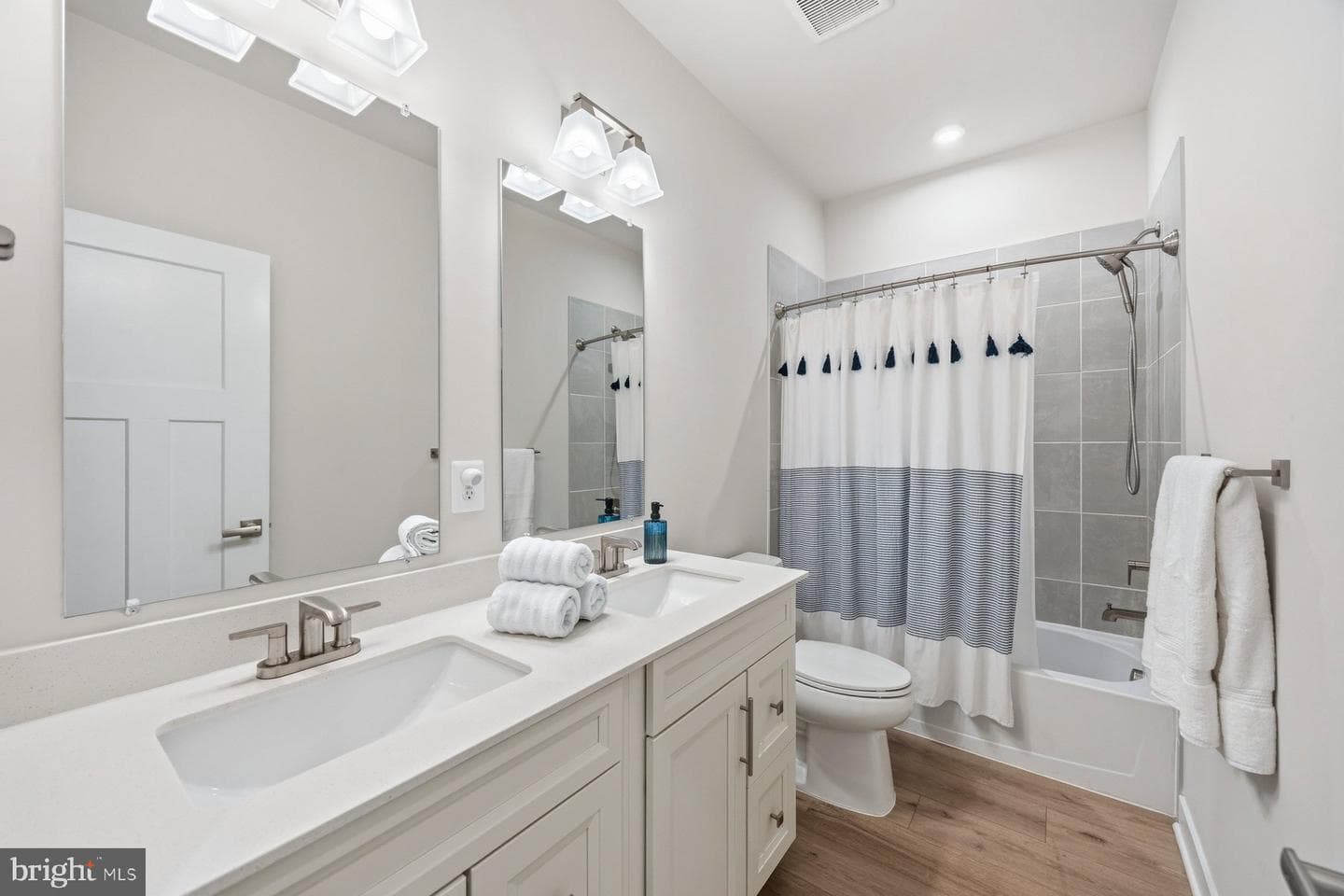 8513 Hudson Court photo 25