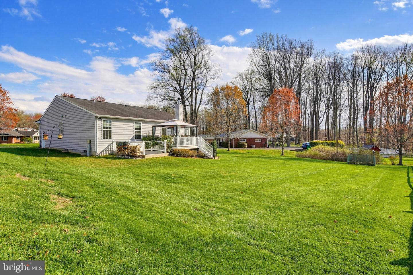8951 Chapel Avenue photo 37