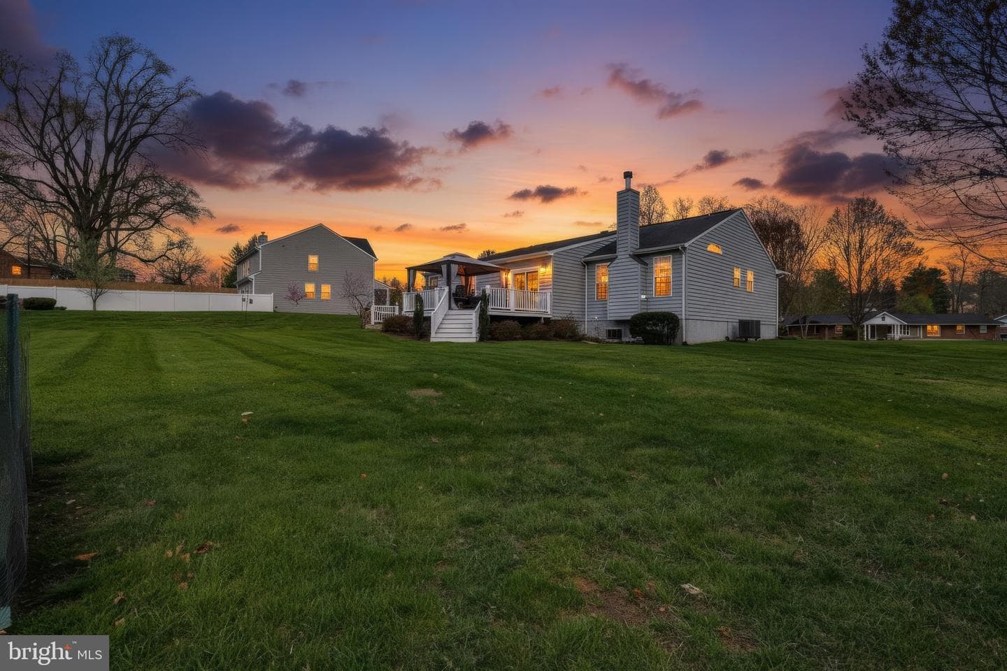 8951 Chapel Avenue photo 40