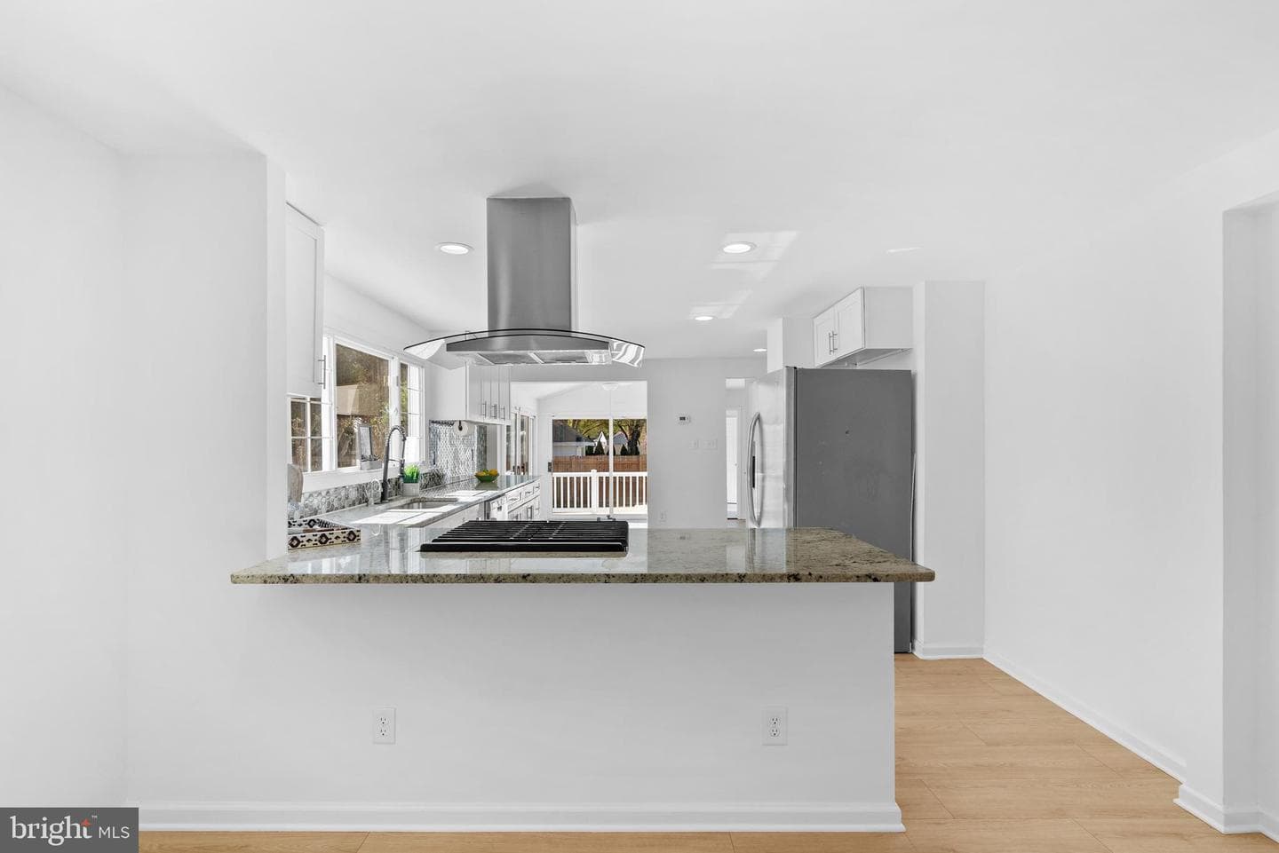 5637 High Tor Hill photo 12