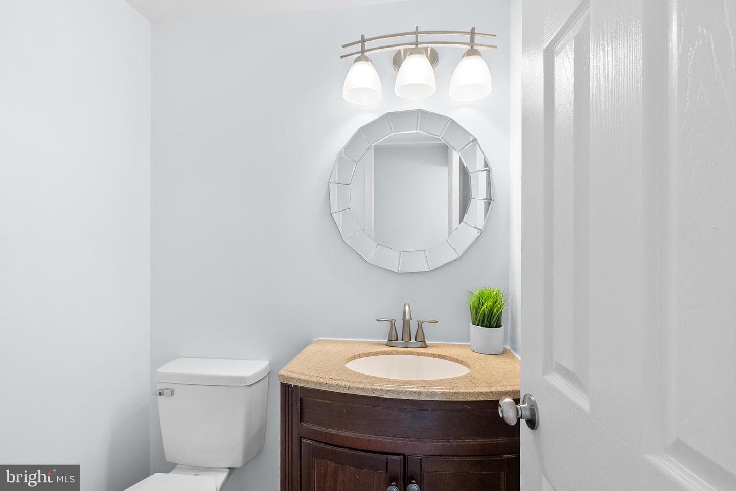5637 High Tor Hill photo 40