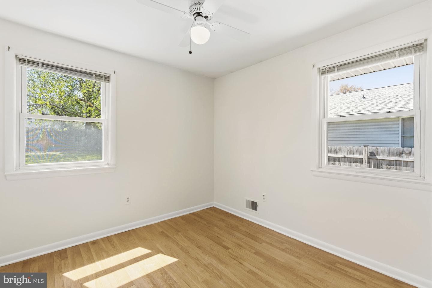 9827 Robinson Boulevard photo 15