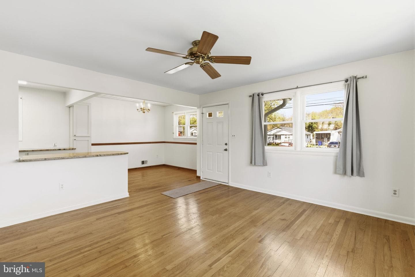 9827 Robinson Boulevard photo 2