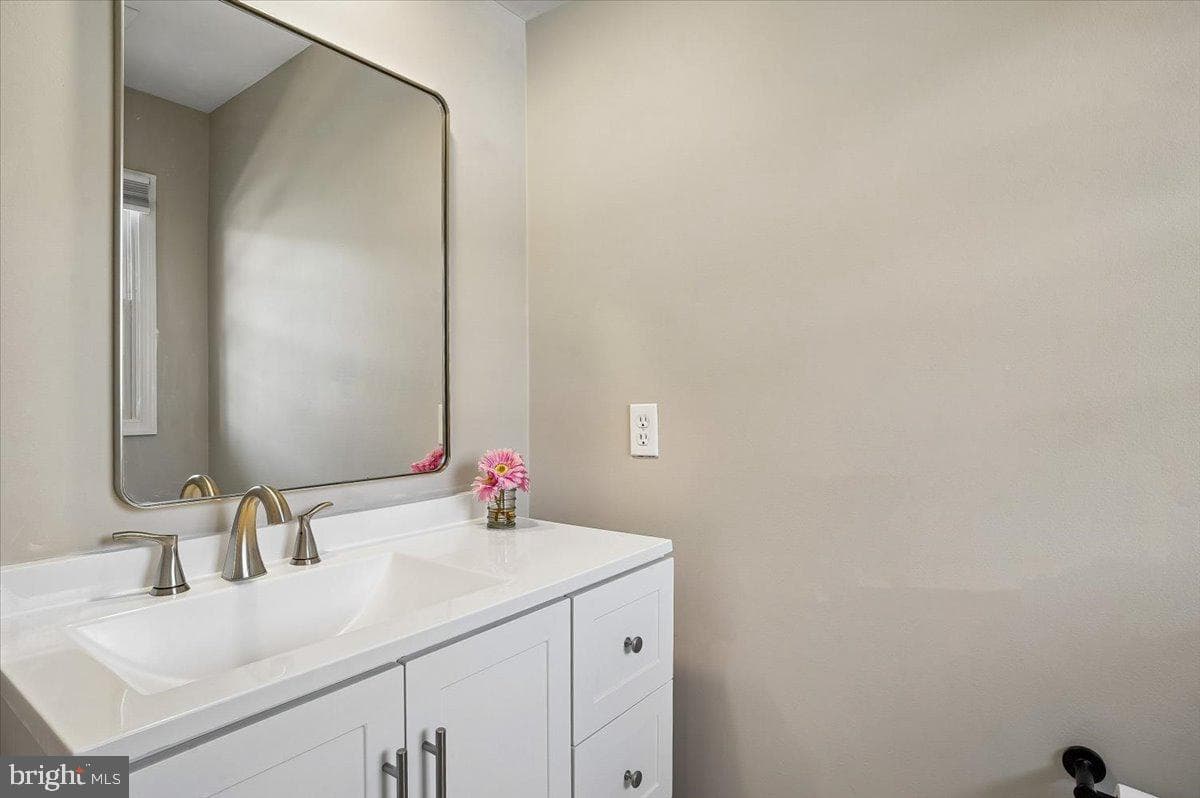 9329 Kendal Circle photo 10