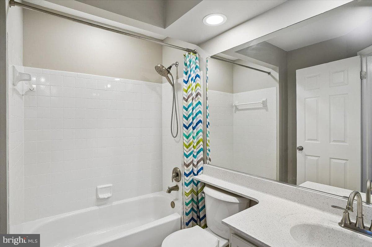 9329 Kendal Circle photo 20
