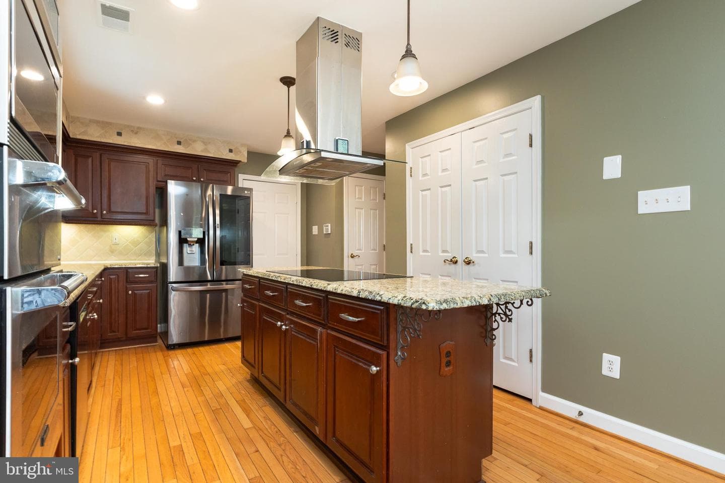 13576 Highland Road photo 44