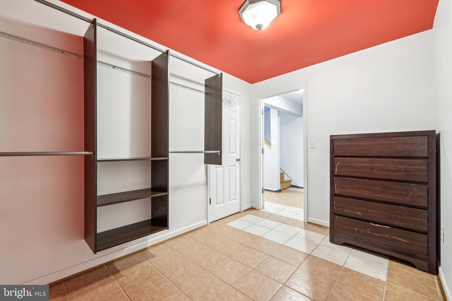9608 Norfolk Avenue photo 9