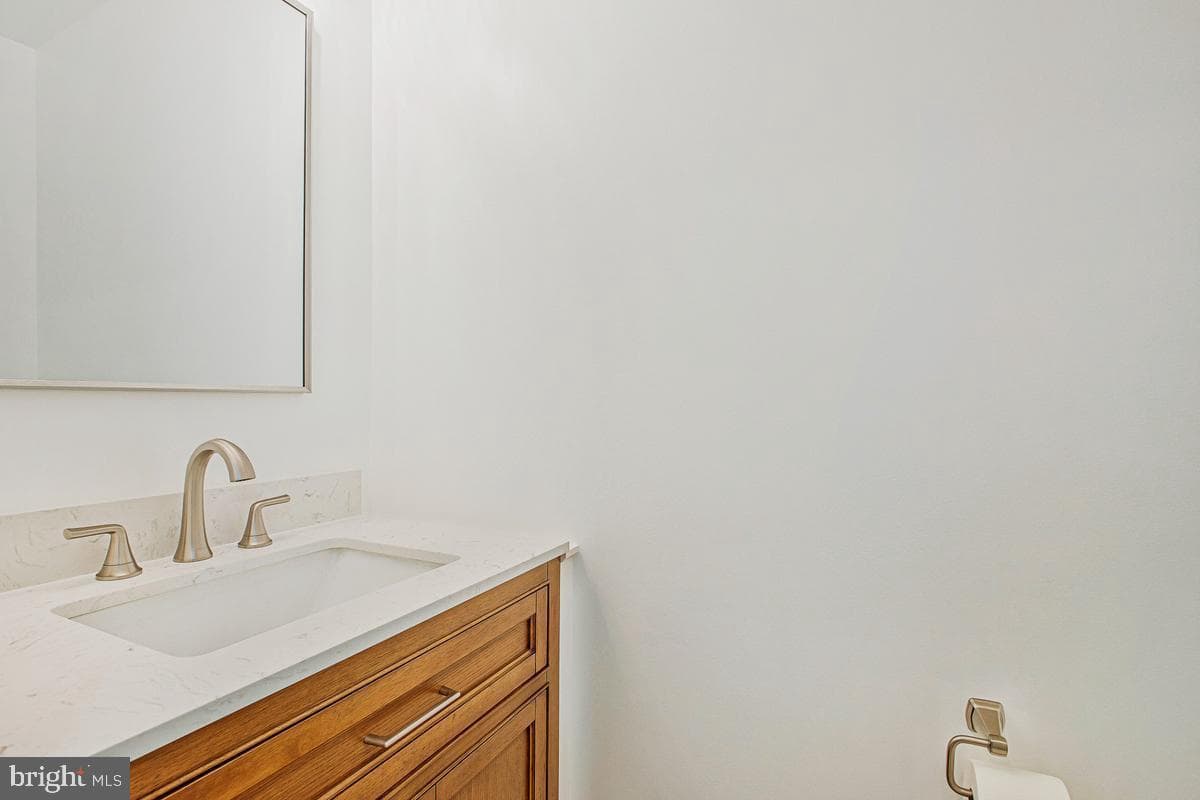 8800 Birchwood Way photo 31