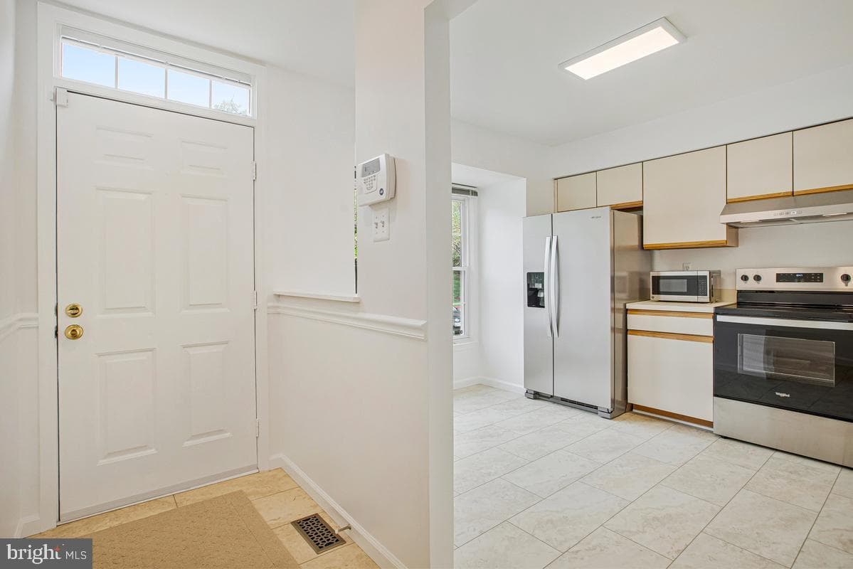 8800 Birchwood Way photo 8