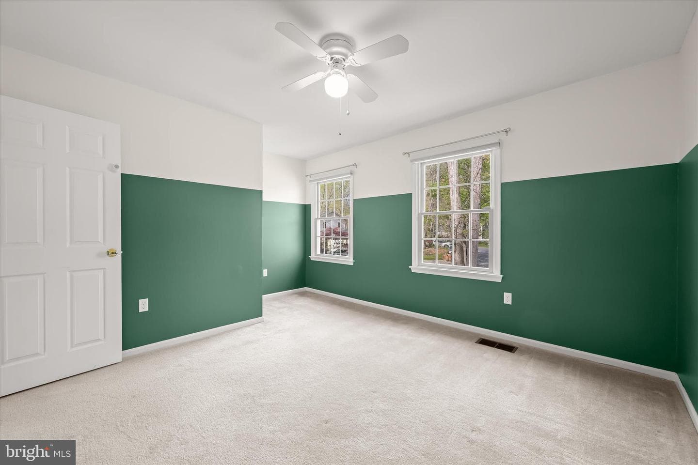 10428 Schoolmaster Place photo 40