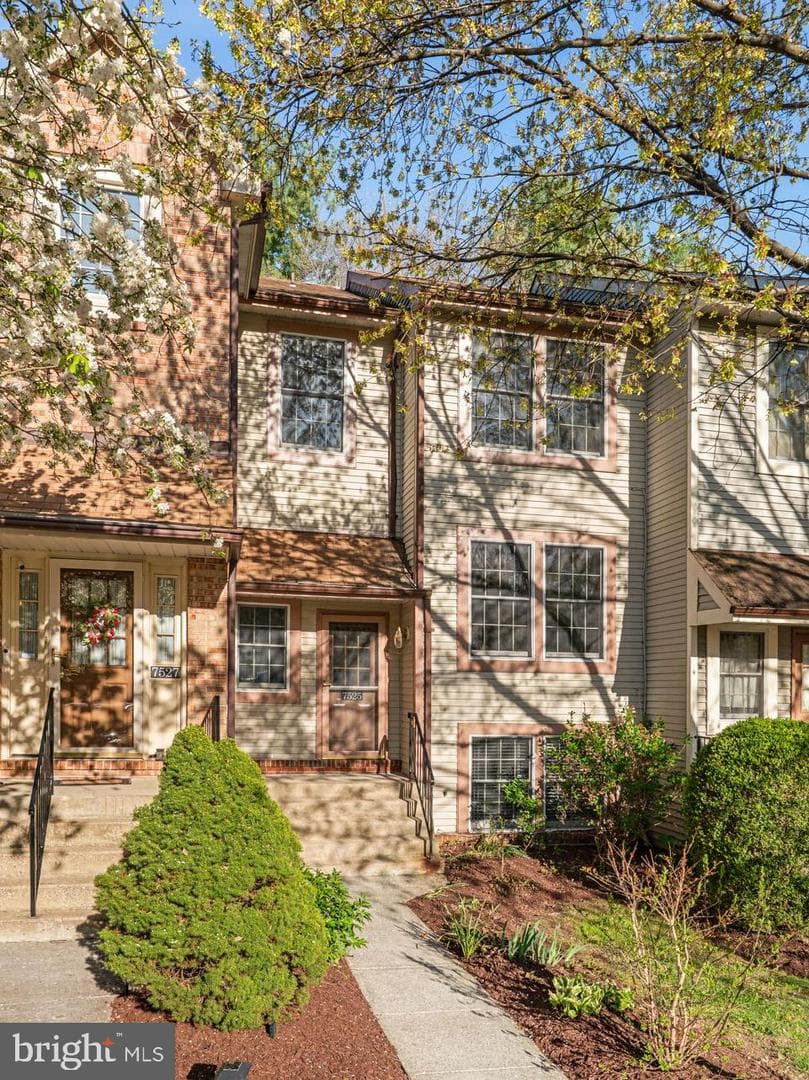 7525 Swan Point Way #19-5 photo 2