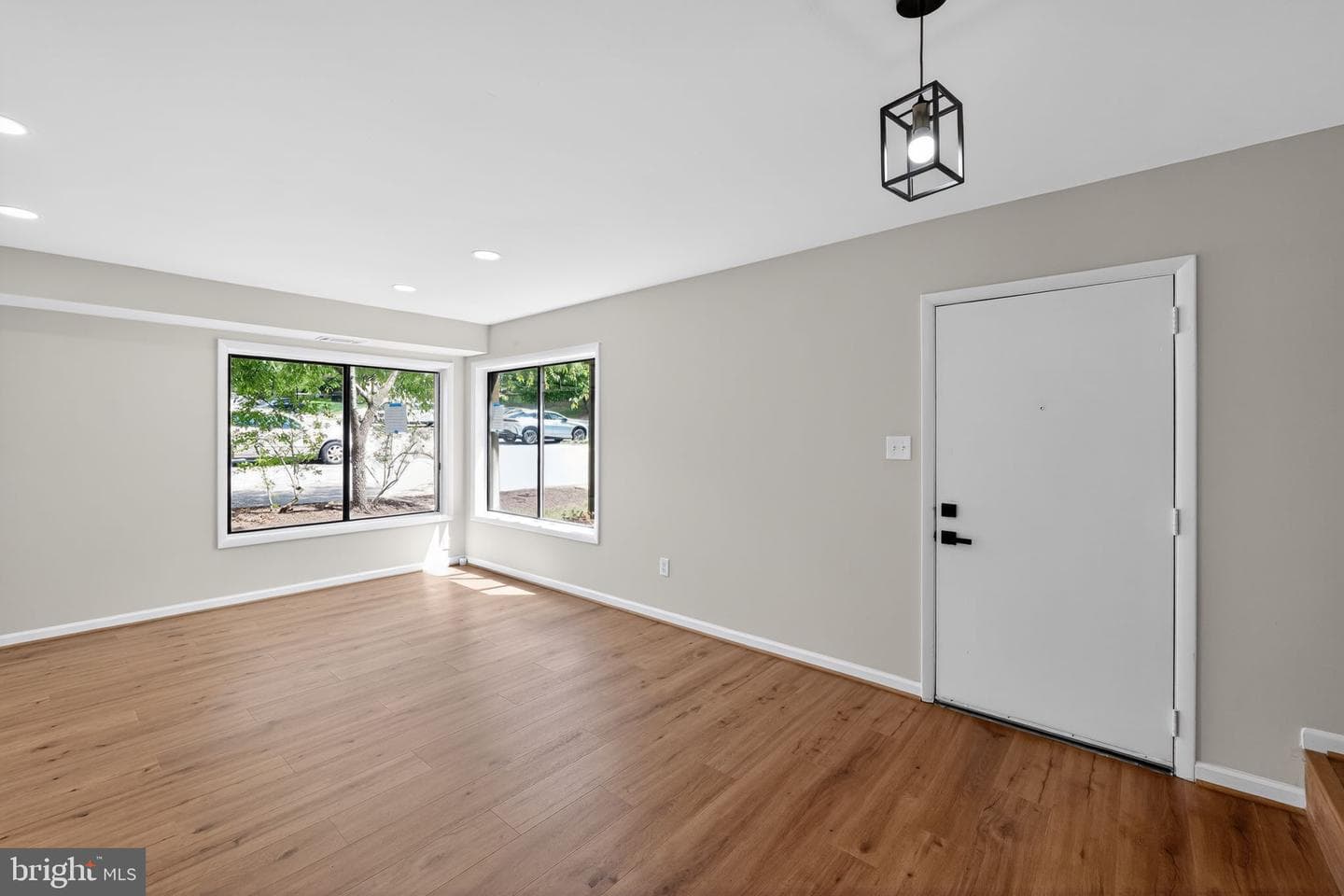 9492 Timesweep Lane photo 32