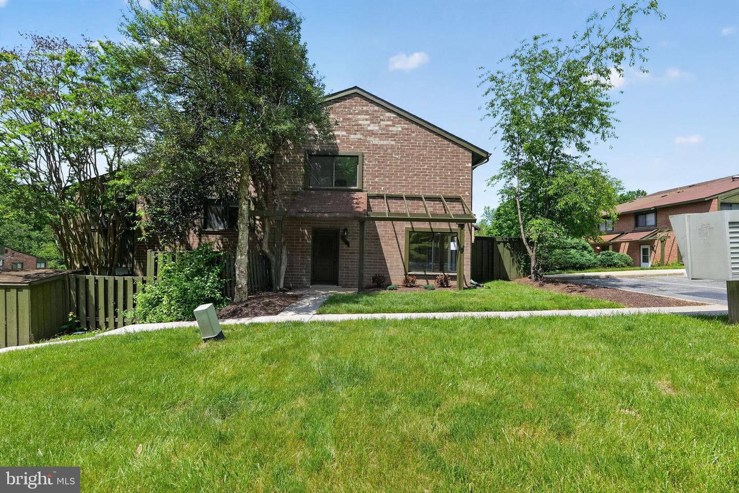 9492 Timesweep Lane photo 40