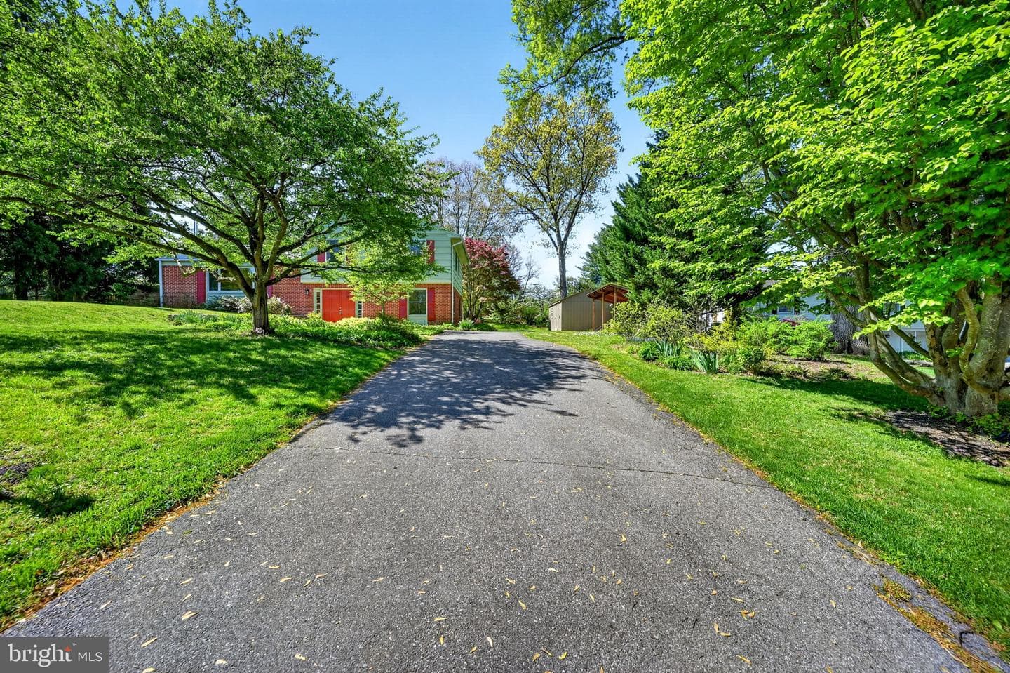 9221 Spring Valley Road photo 8