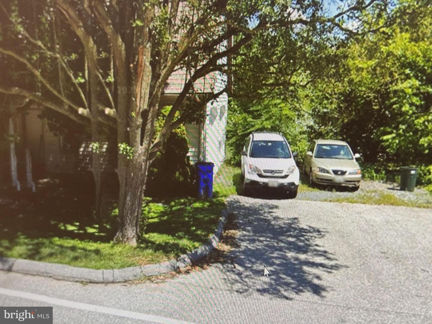 16728 Frederick Road photo 2