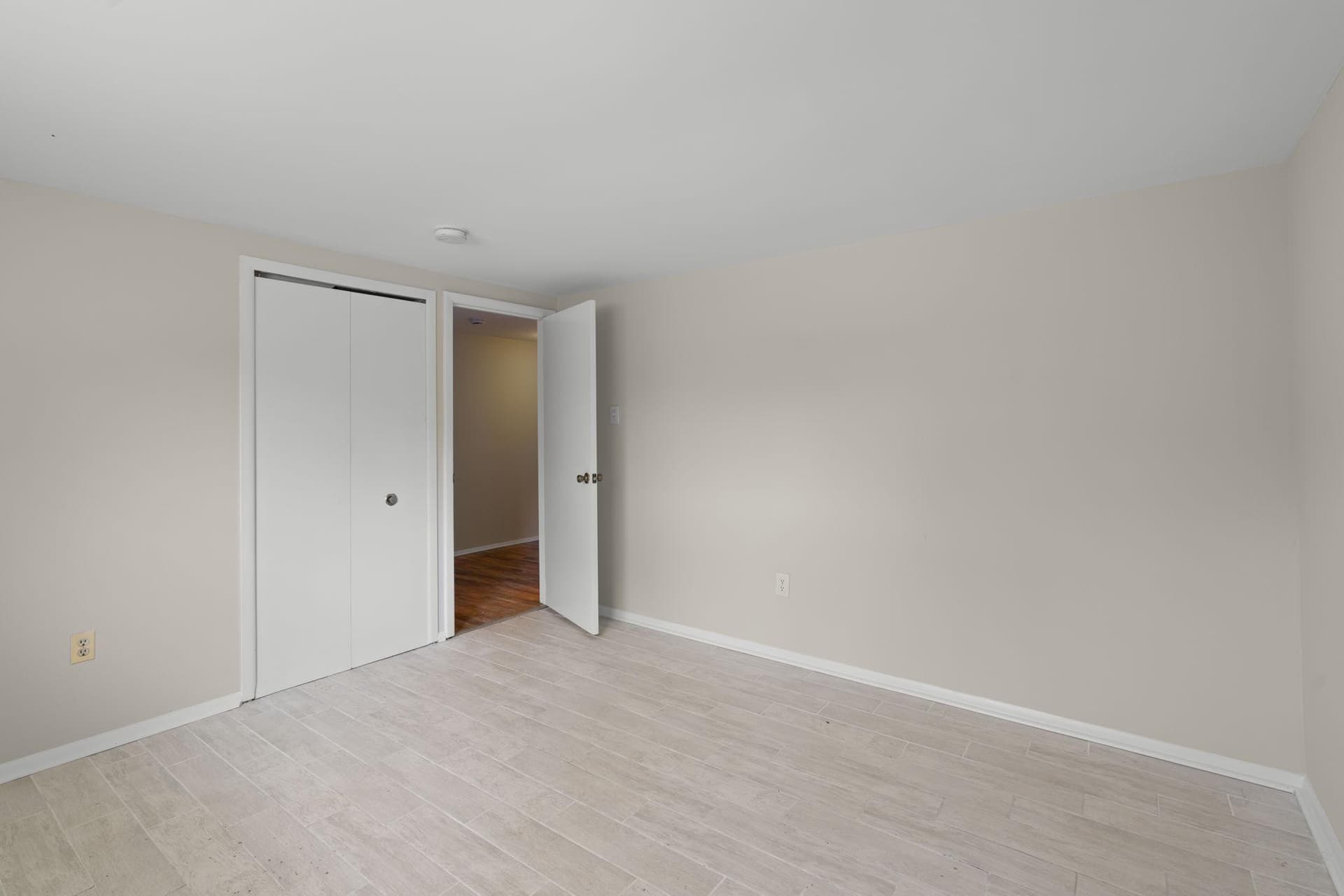 8902 Skyrock Court photo 39