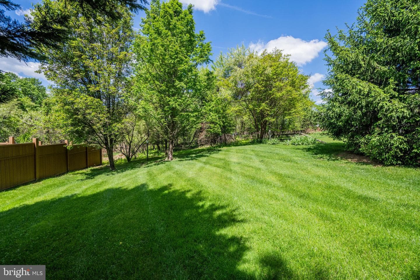 7713 Sandstone Court photo 46